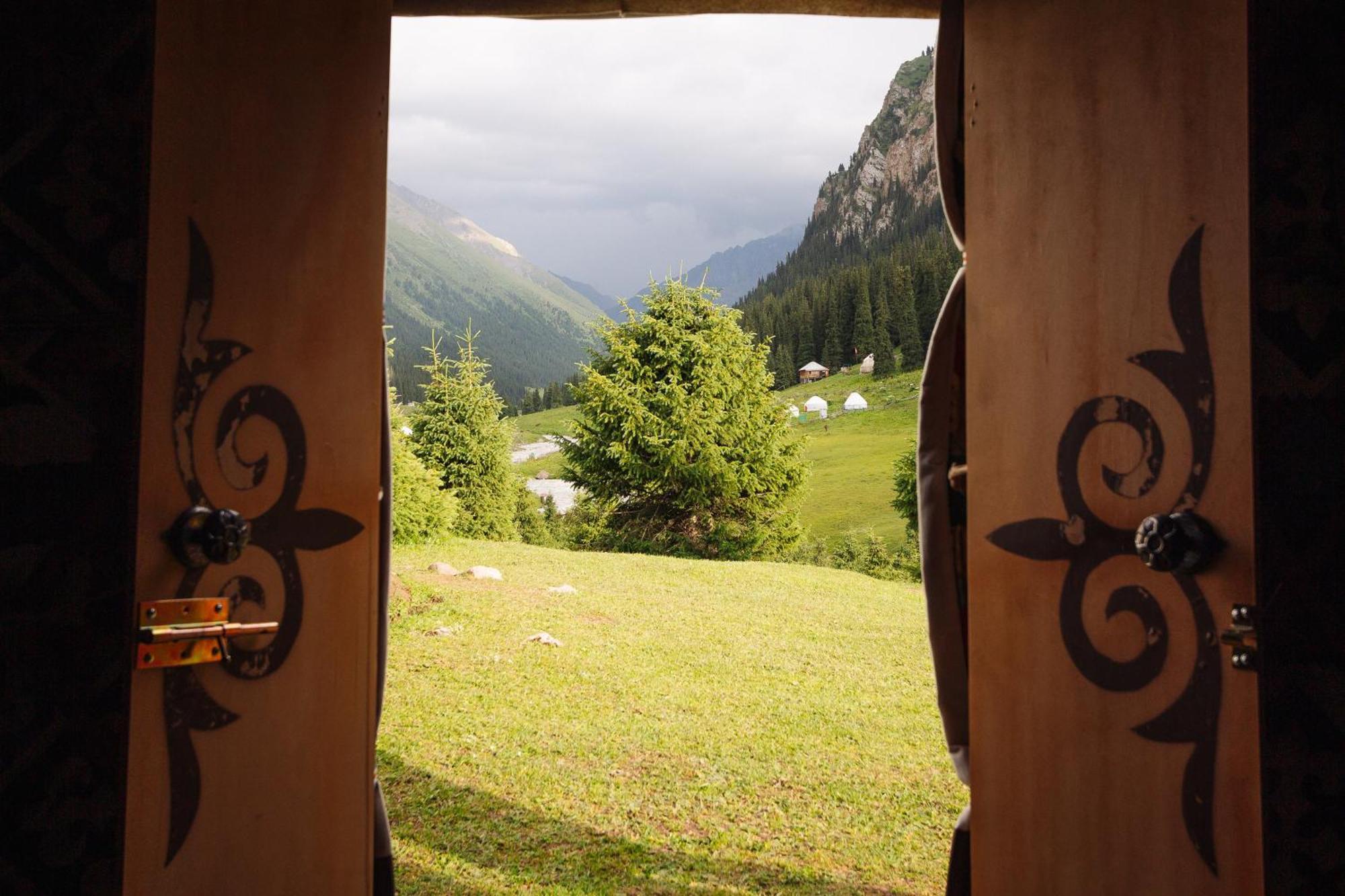 Eco Yurt Camp Arashan Teploklyuchenka Exterior foto
