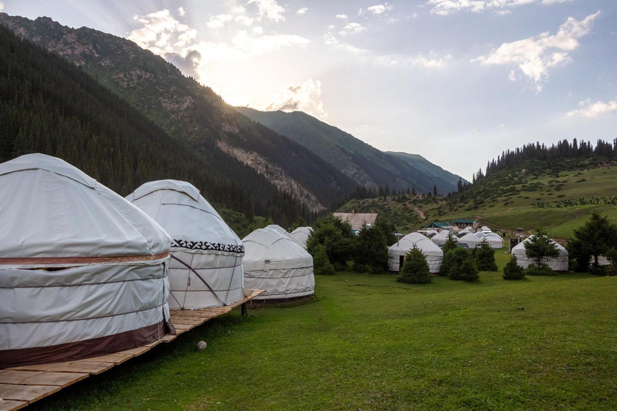 Eco Yurt Camp Arashan Teploklyuchenka Exterior foto