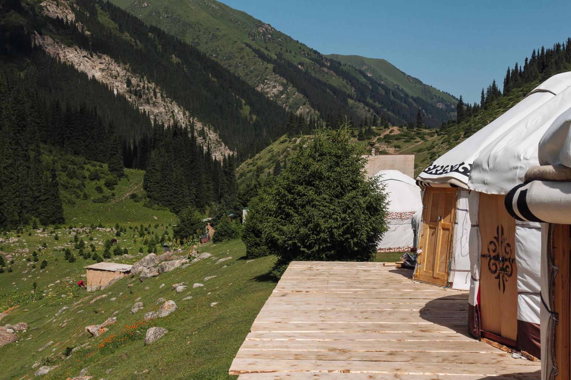 Eco Yurt Camp Arashan Teploklyuchenka Exterior foto